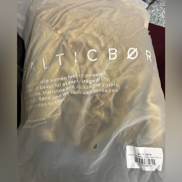 NWT Baltic Born Artemis Velvet Maxi Dress XL Dark Gold - Picture 7 of 7